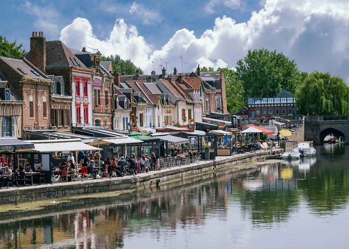 Auberge De Jeunesse Hi Amiens